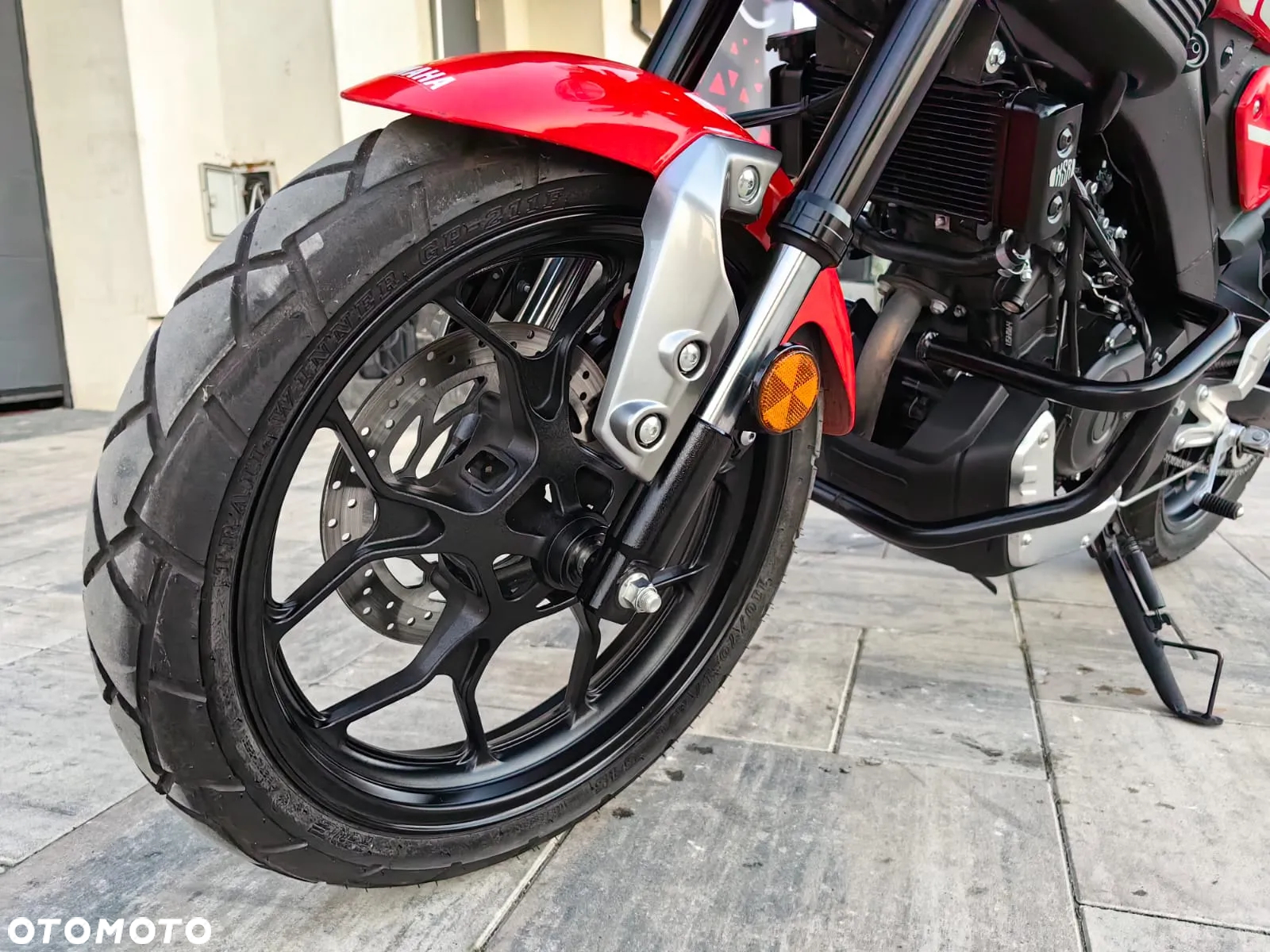 Yamaha XSR - 24