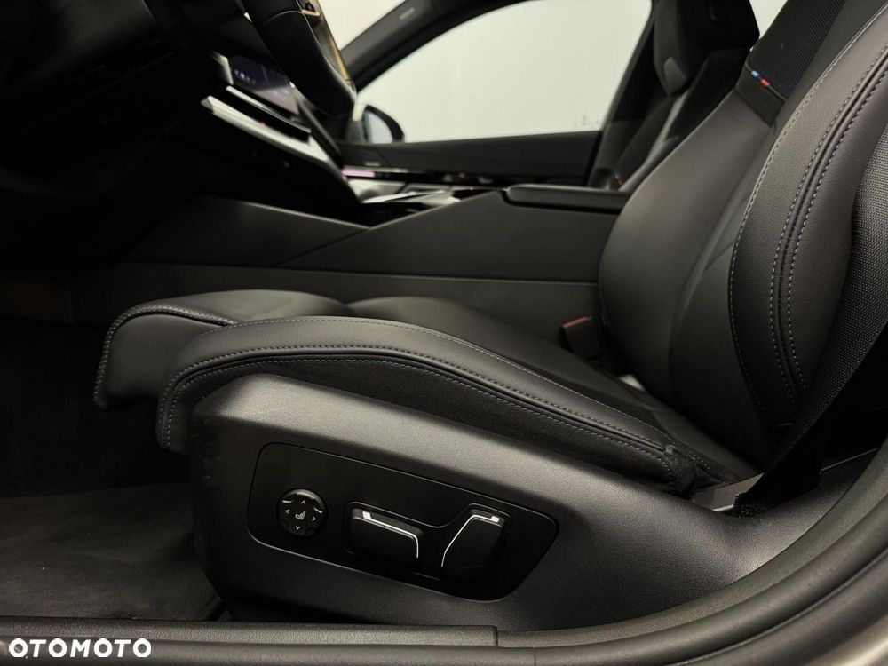 BMW Seria 5 - 16