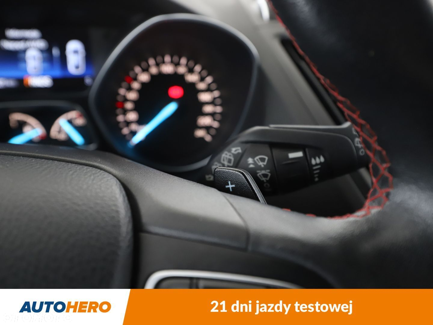 Ford Kuga - 26