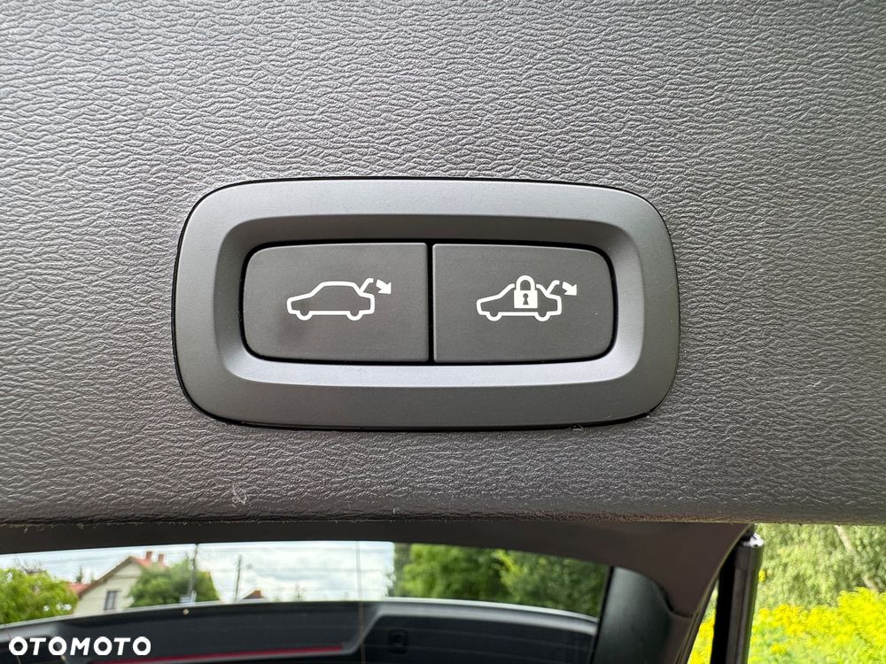 Volvo XC 40 T5 AWD Inscription - 24