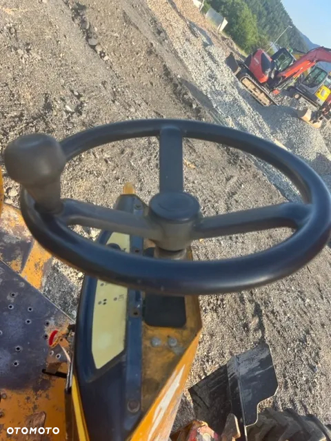 Thwaites Ton 3000 - 8