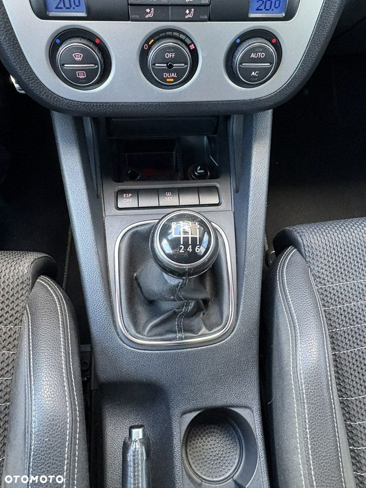 Volkswagen Scirocco - 20