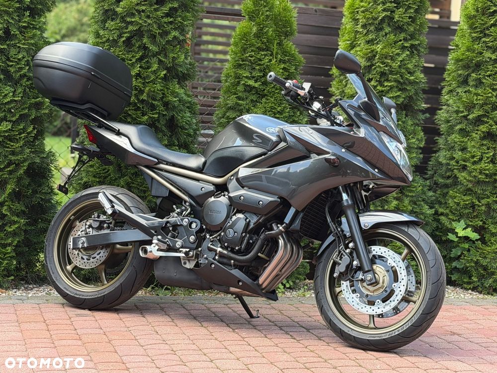Yamaha XJ - 2