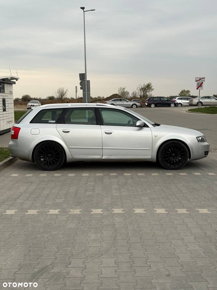 Audi A4 Avant 1.8T Quattro - 4