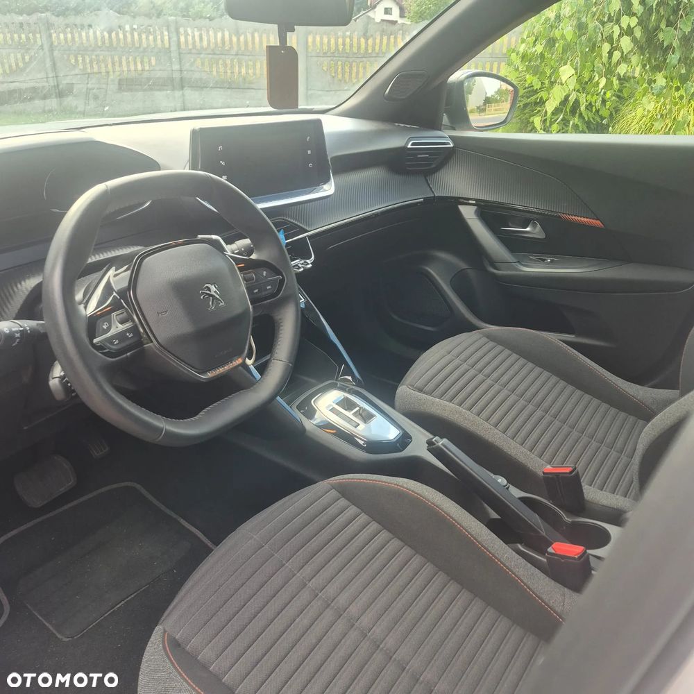 Peugeot 2008 - 19