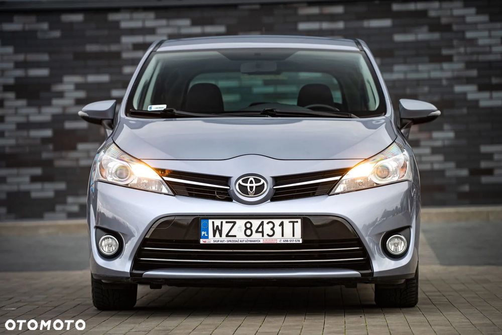 Toyota Verso - 2