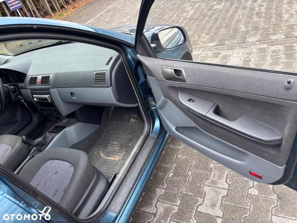 Skoda Fabia - 25