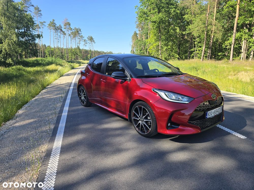 Toyota Yaris Hybrid 1.5 GR Sport - 1
