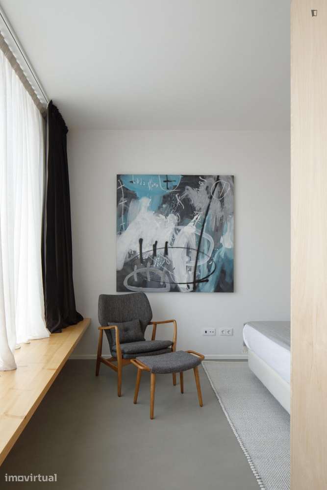 Apartamento com 1 quartos - localizado em Cedofeita Porto - Grande imagem: 3/8