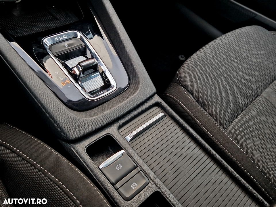 Skoda Octavia 2.0 TDI DSG 4X4 Style - 18