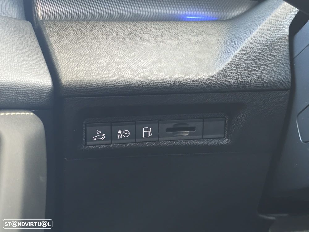 Peugeot 408 225 e-EAT8 GT - 17
