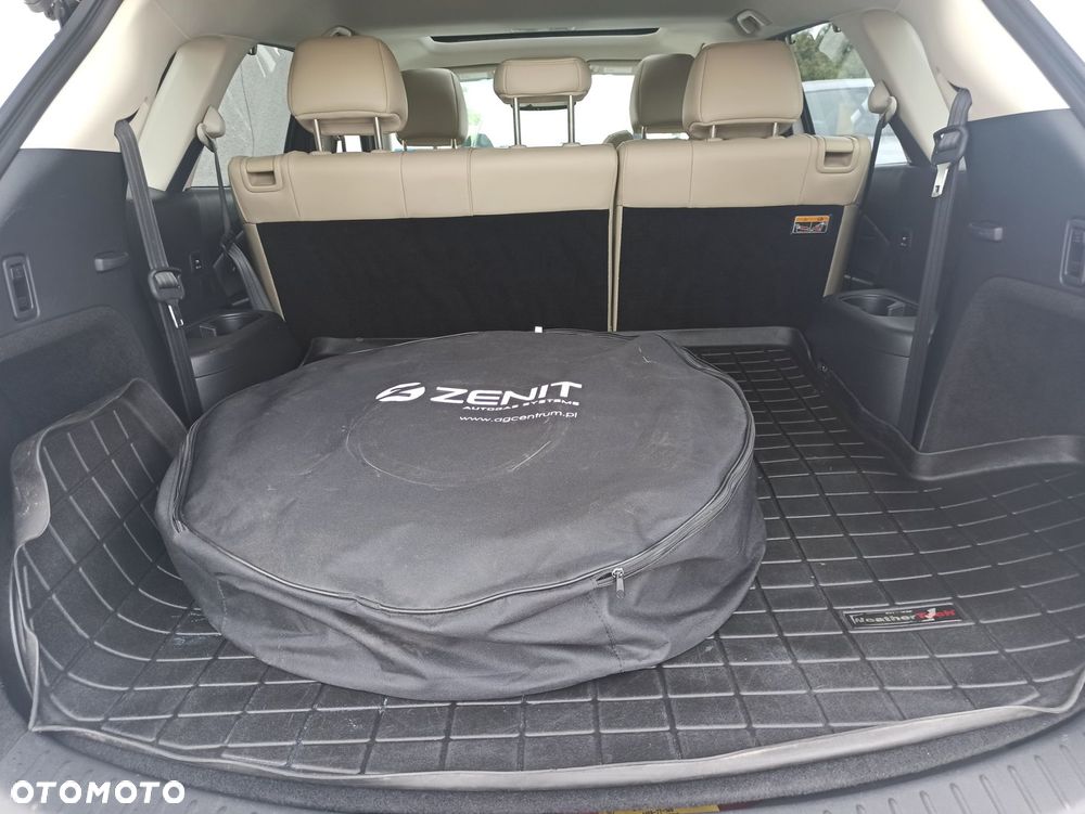 Mazda CX-9 - 10