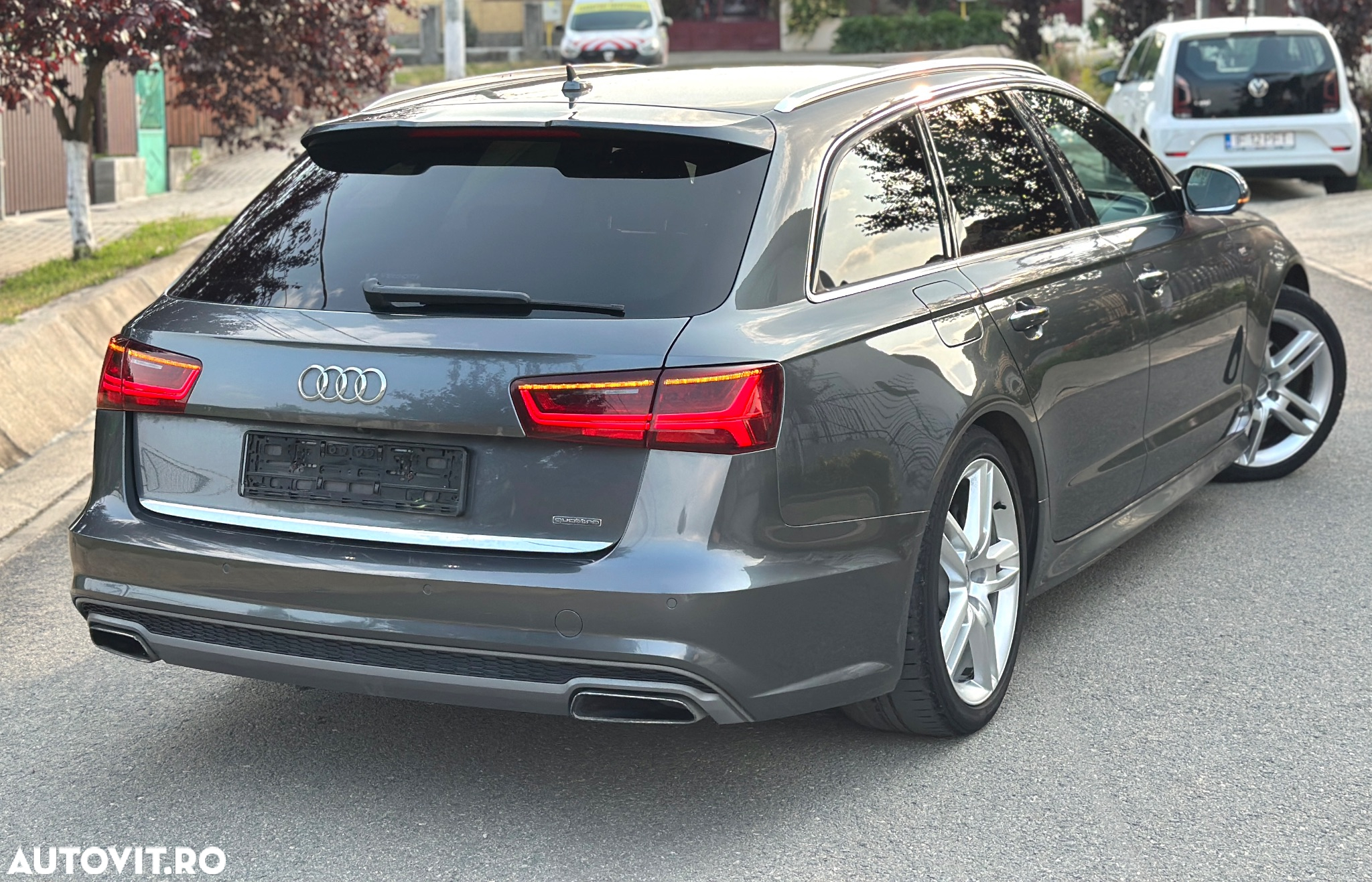 Audi A6 Avant 2.0 TDI quattro S tronic - 17