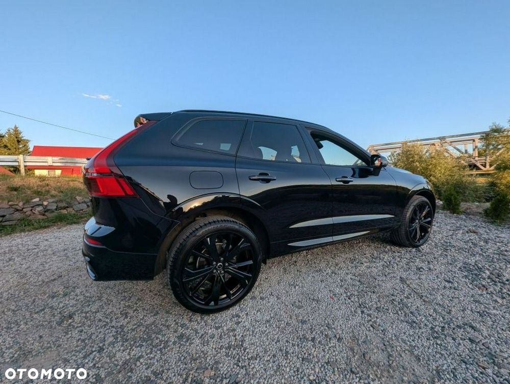 Volvo XC 60 B5 B AWD Plus Dark - 5