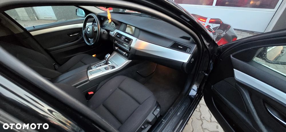 BMW Seria 5 520d - 18