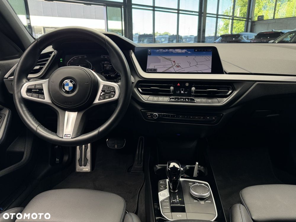 BMW Seria 1 118i M Sport - 16