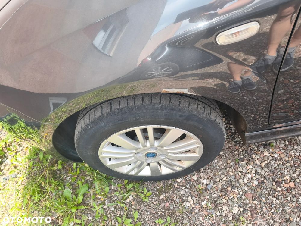 Fiat Grande Punto 1.4 8V - 11