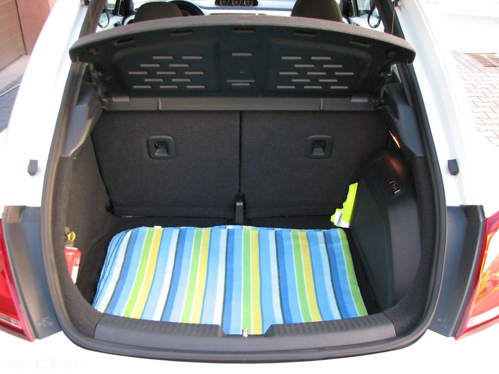 Volkswagen Beetle 1.6 TDI Design - 33