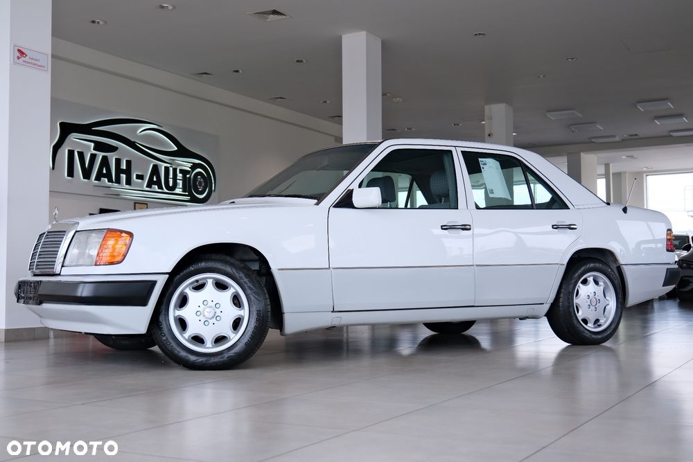 Mercedes-Benz W124 (1984-1993) - 19