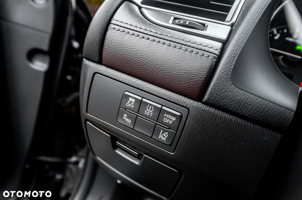 Mazda 6 SKYACTIV-D 175 Drive i-ELOOP AWD Sports-Line - 29