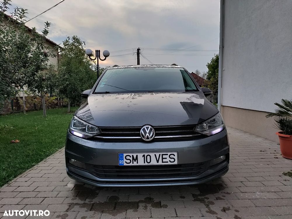 Volkswagen Touran - 3