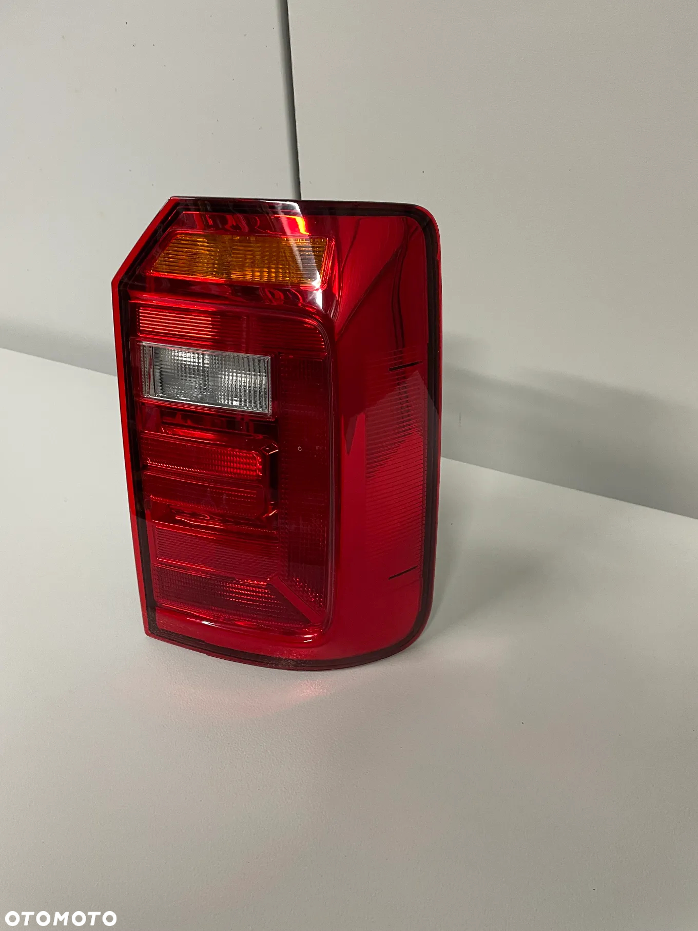 Lampa Tył 2K1945258 VW Caddy - 3