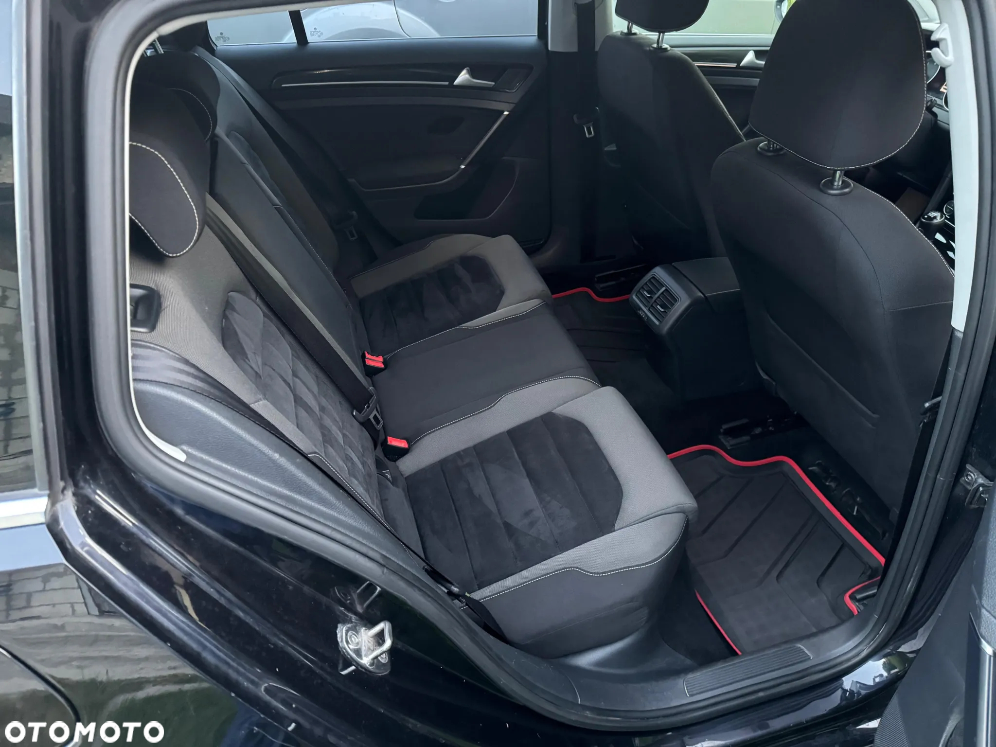 Volkswagen Golf VII 1.4 TSI BMT Highline - 10