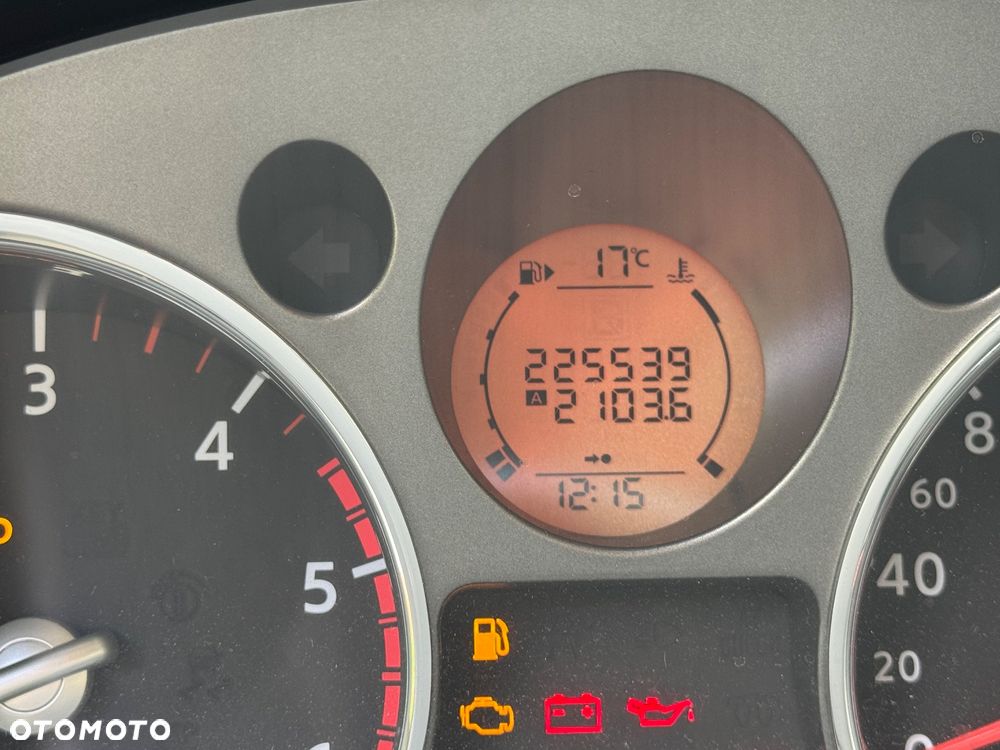 Nissan X-Trail 2.0 dCi LE - 14