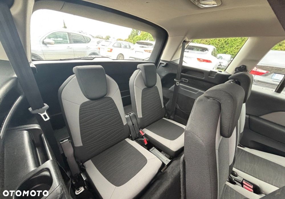 Citroën C4 Grand Picasso - 23