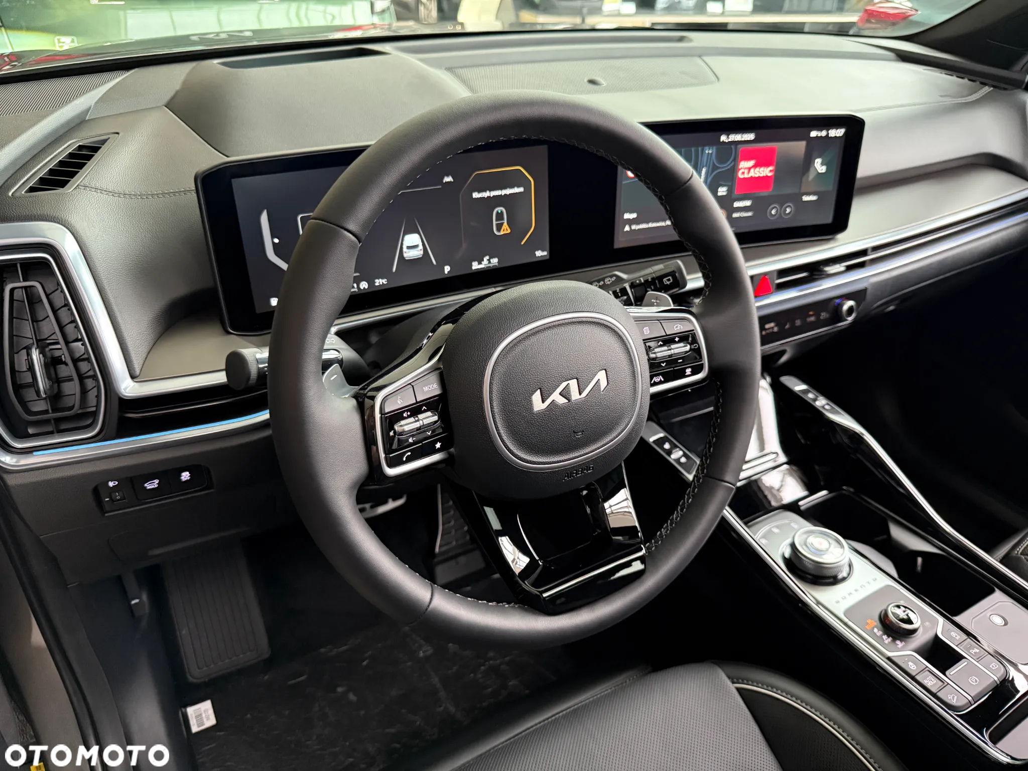 Kia Sorento - 12