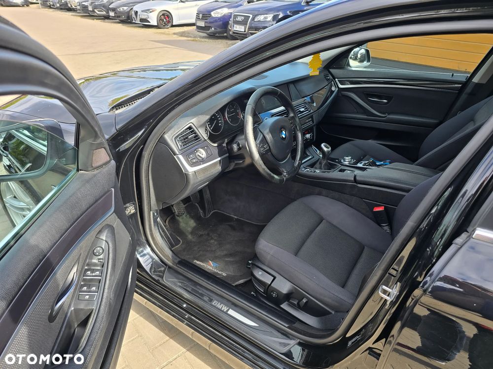 BMW Seria 5 - 8