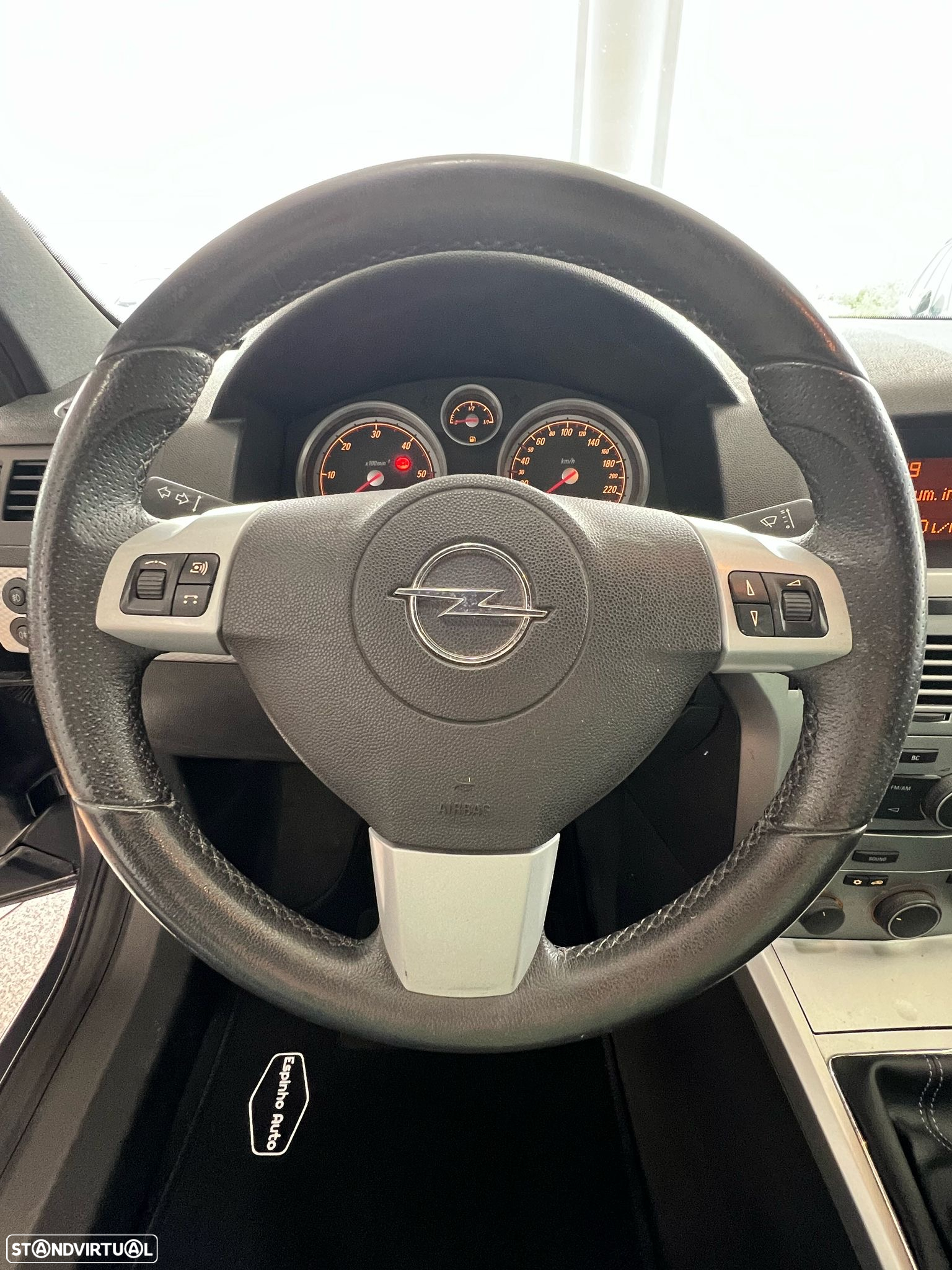 Opel Astra GTC 1.3 CDTi - 4