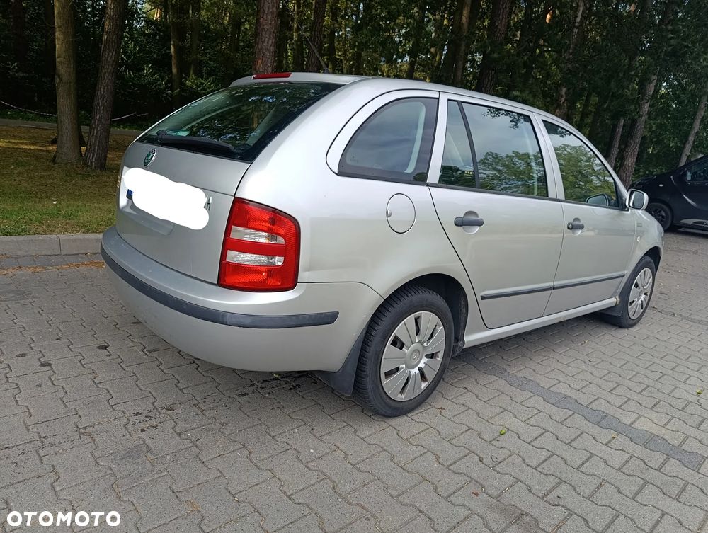 Skoda Fabia 1.4 16V Choice - 4