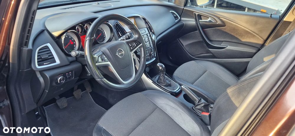Opel Astra - 18