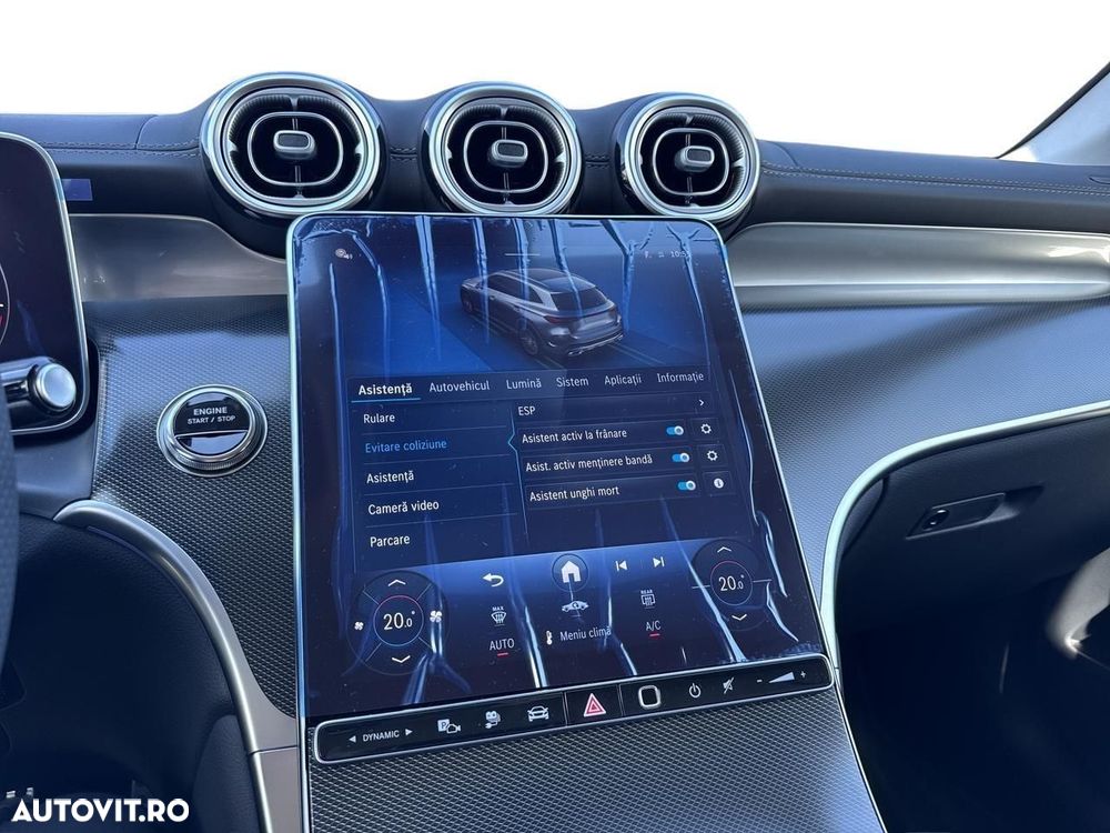 Mercedes-Benz GLC 300 e 4MATIC - 24