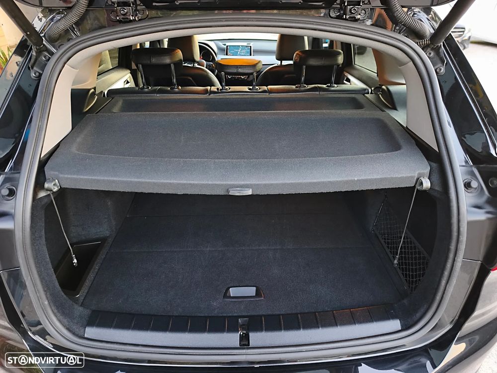 BMW X1 16 d sDrive xLine - 14