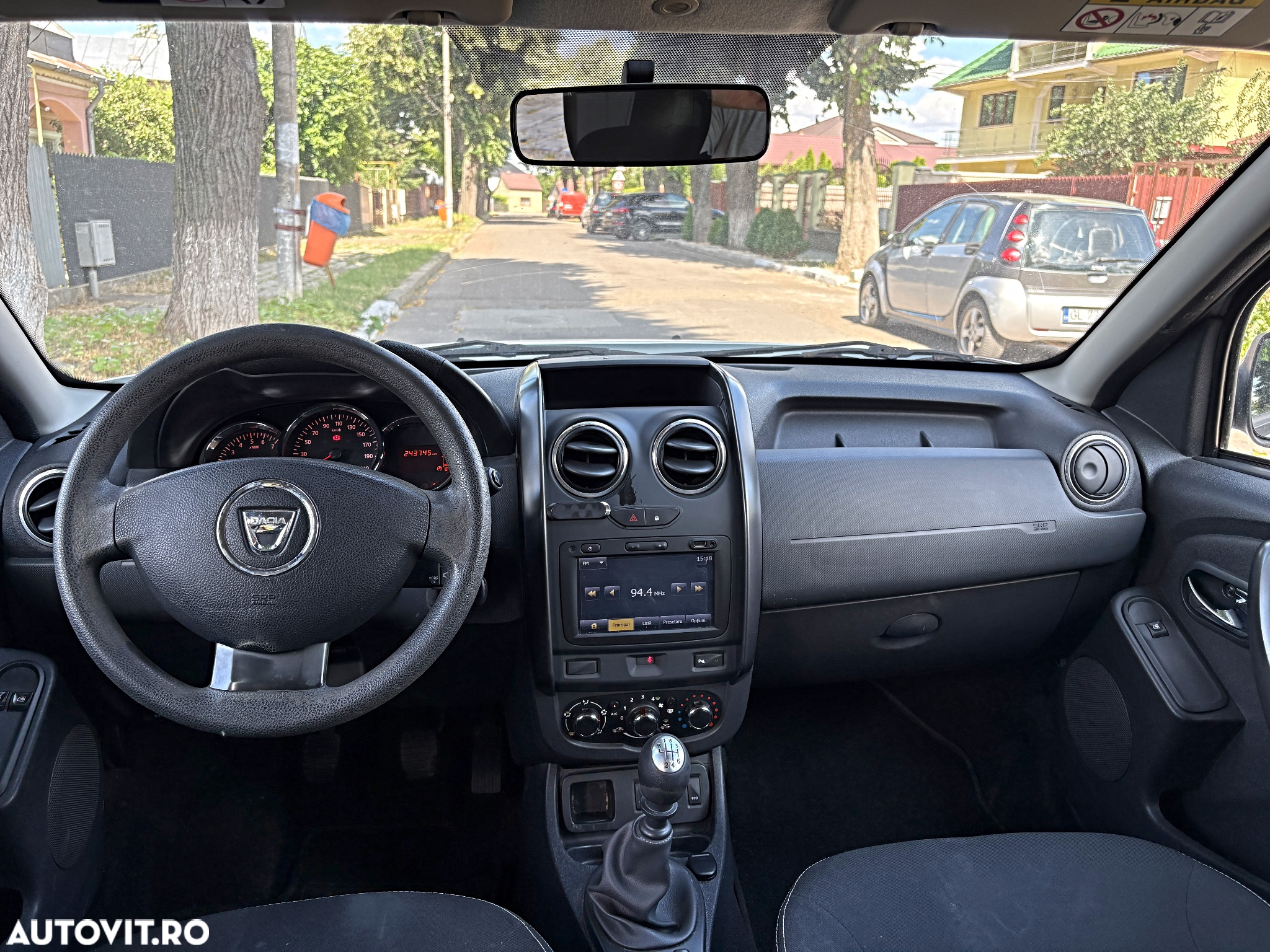 Dacia Duster 1.5 dCi 4x2 Laureate - 6