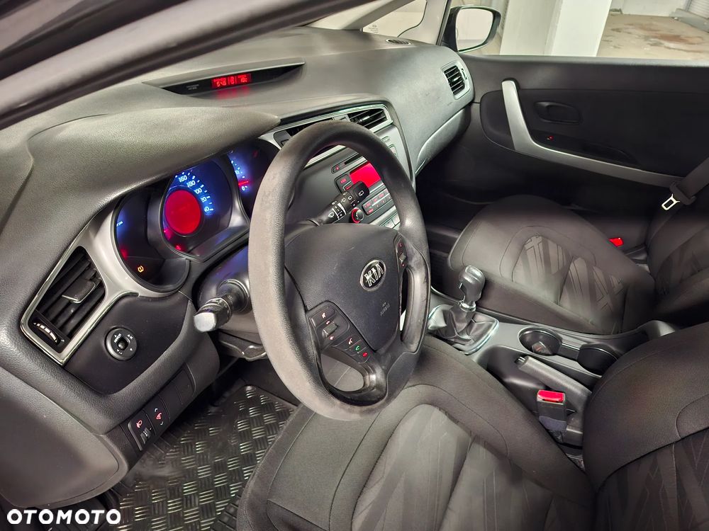Kia Ceed 1.4 M - 10