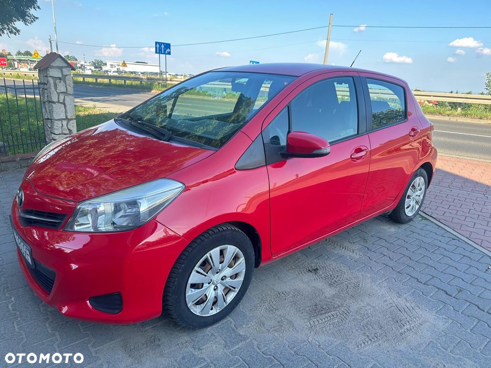 Toyota Yaris 1.0 Sol - 2