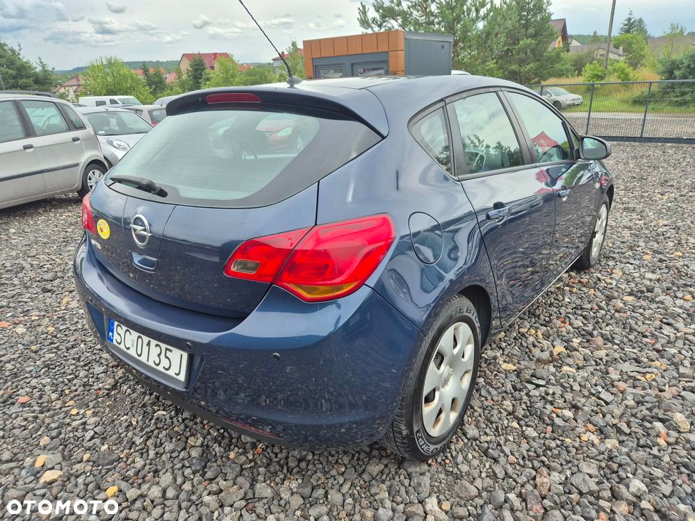 Opel Astra 1.6 Essentia - 2