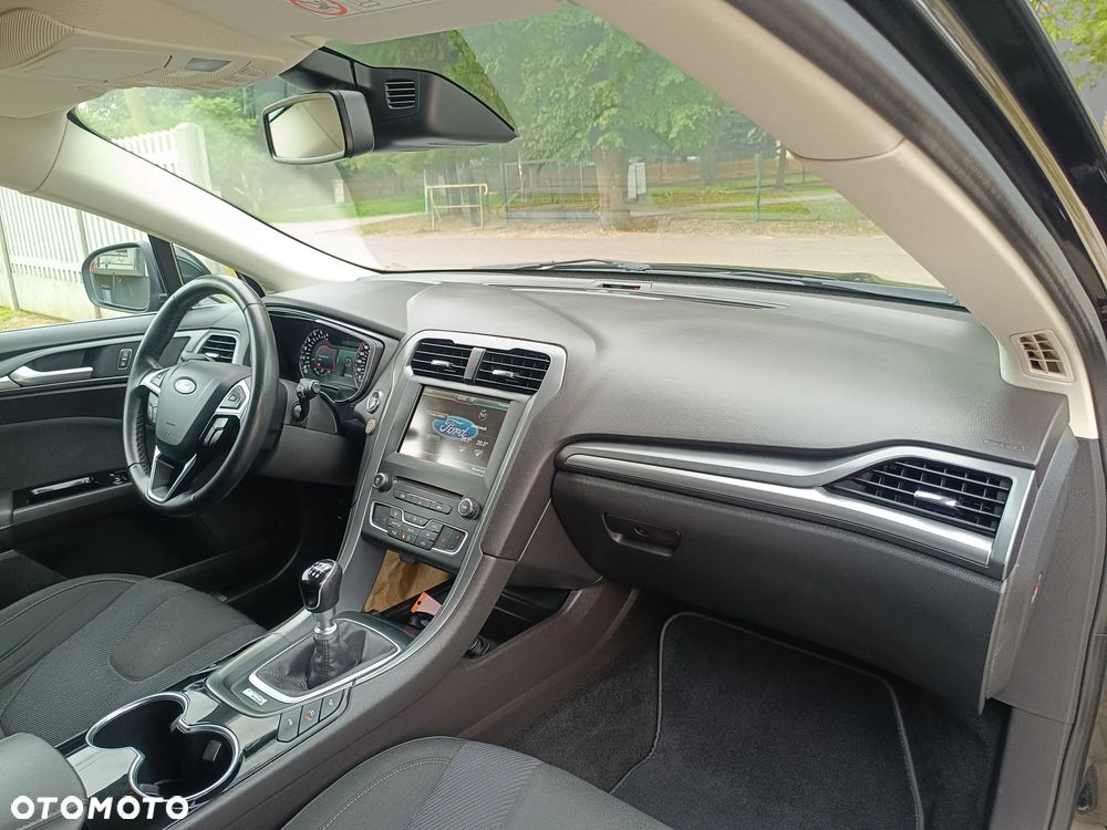 Ford Mondeo 2016