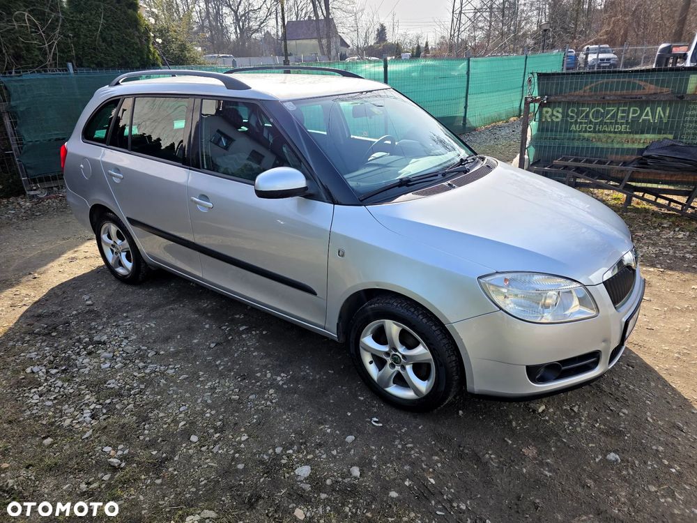 Skoda Fabia 1.2 HTP Elegance - 2