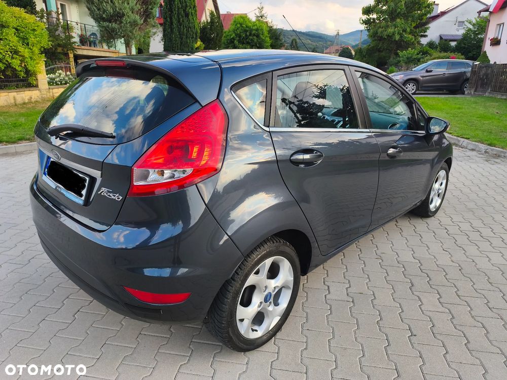 Ford Fiesta - 5