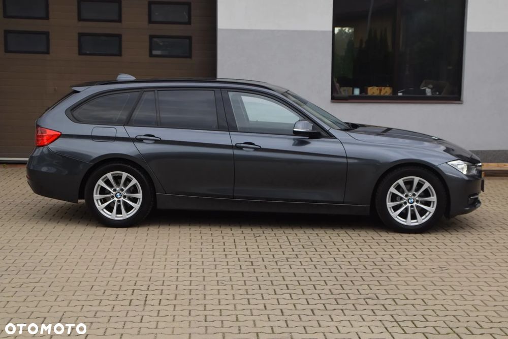 BMW Seria 3 318d Sport Line - 8
