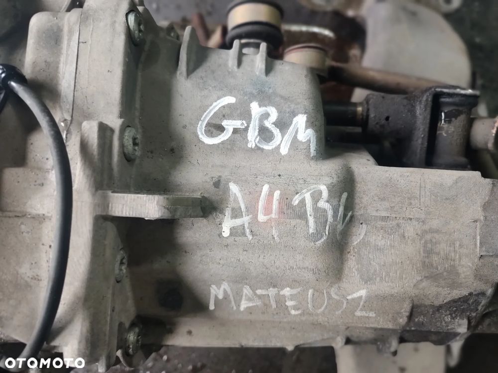 AUDI A4 B6 2,0 SKRZYNIA BIEGÓW GBM - 2