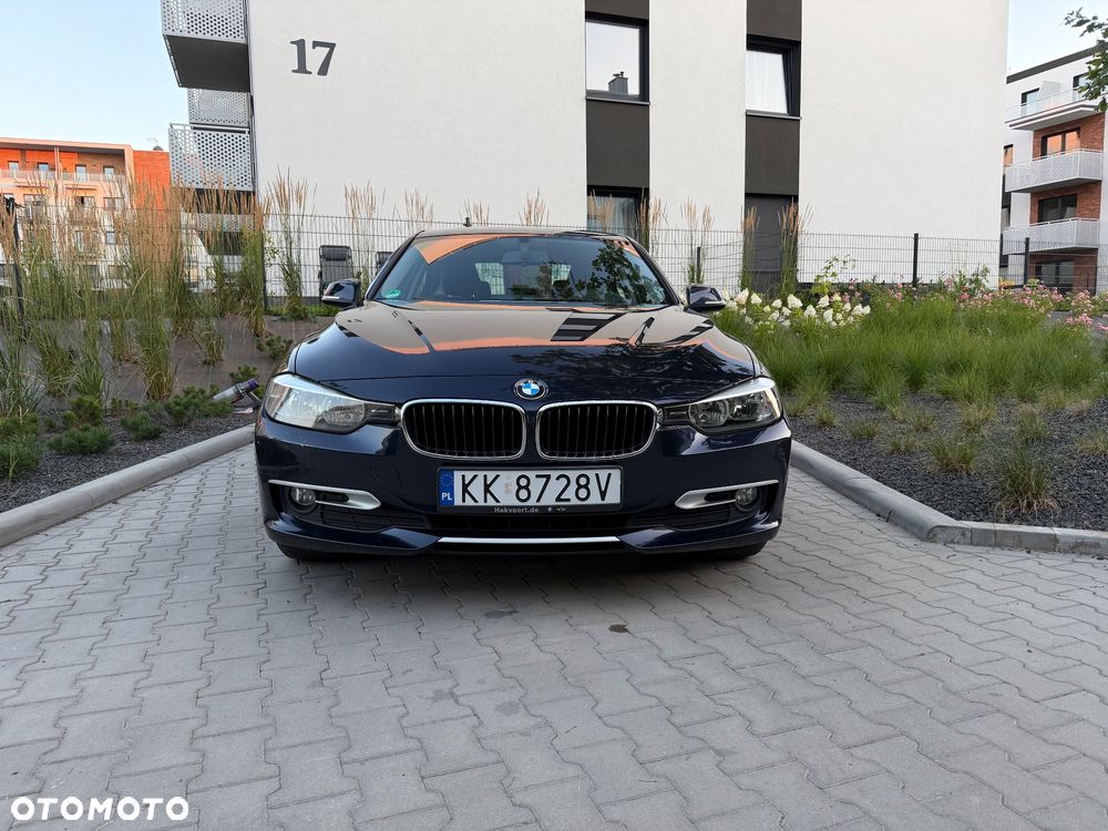 BMW Seria 3 316i - 8