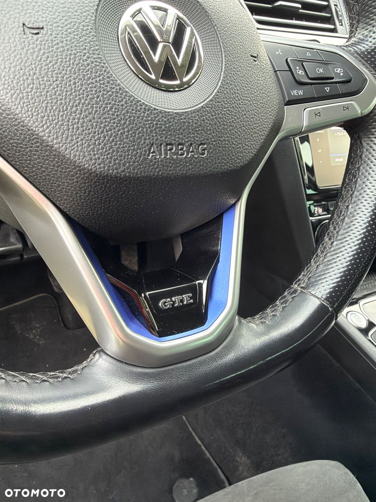Volkswagen Passat - 27