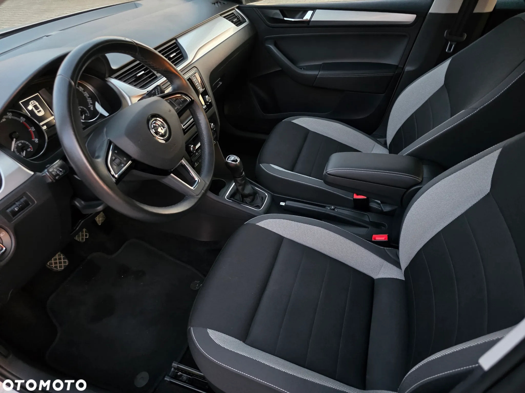 Skoda RAPID 1.0 TSI Ambition - 5