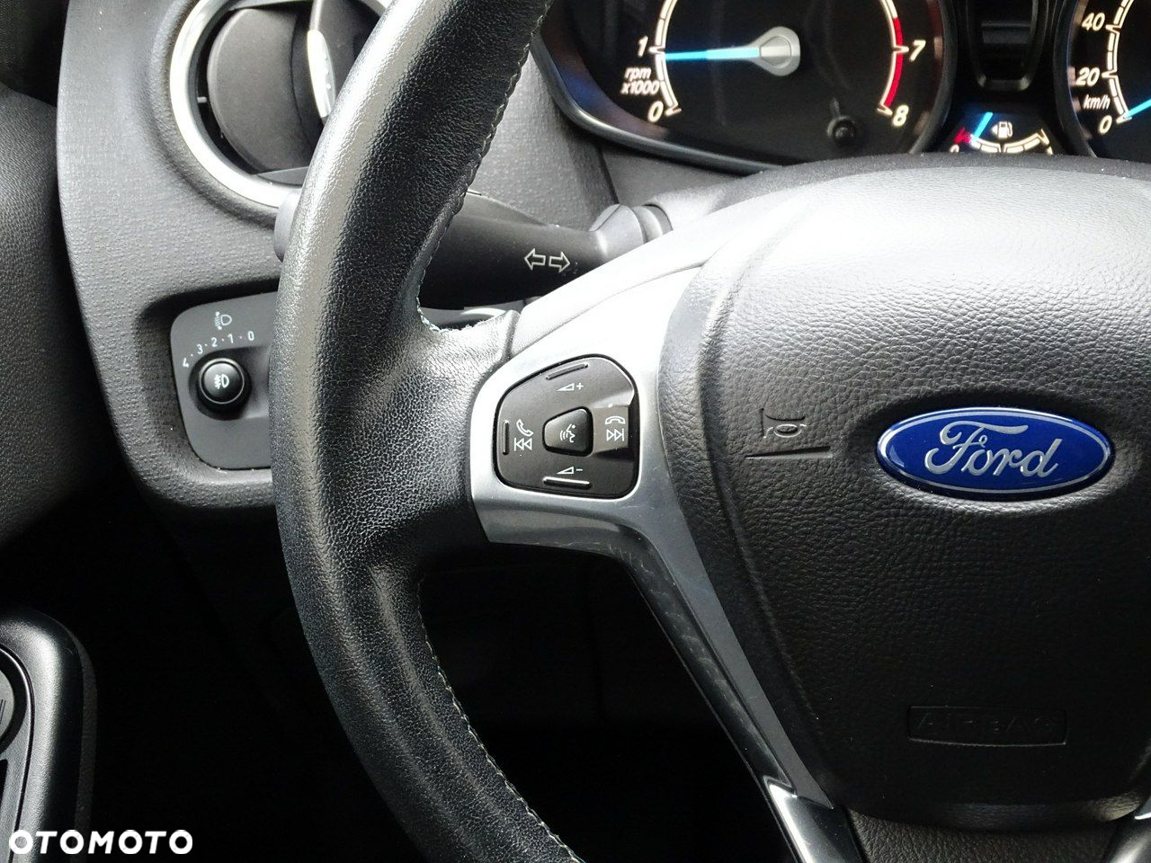 Ford Fiesta 1.0 EcoBoost Titanium ASS - 17