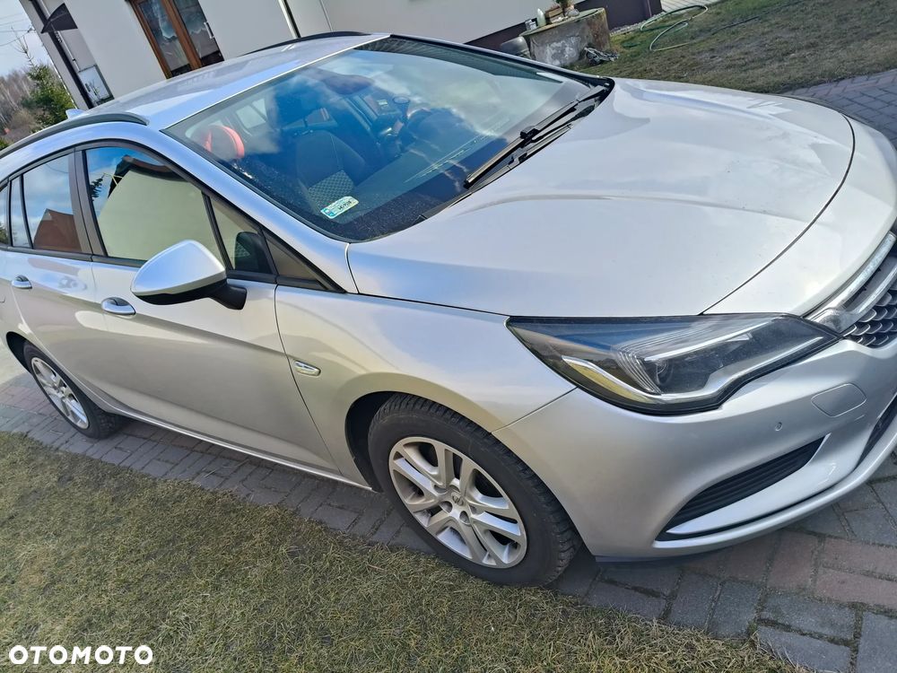 Opel Astra 1.6 CDTI Enjoy - 2